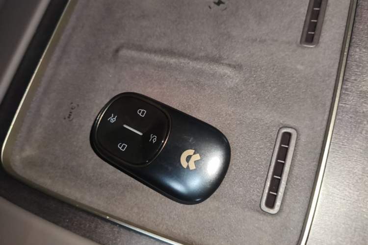 Used Nio ES8 2026 Model 6-seat Executive Luxury Edition Vehicle Key