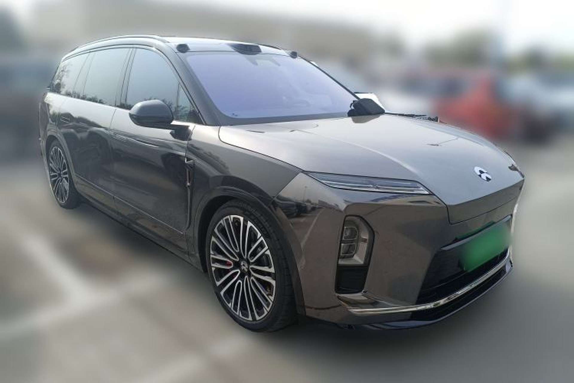 Used Nio ES8 2026 Model 6-seat Executive Signature Edition Front Right 45 Deg