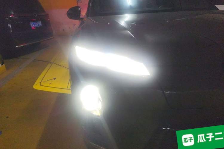 Used Nio ES8 2026 Model 6-seat Executive Signature Edition Right Front Headlight
