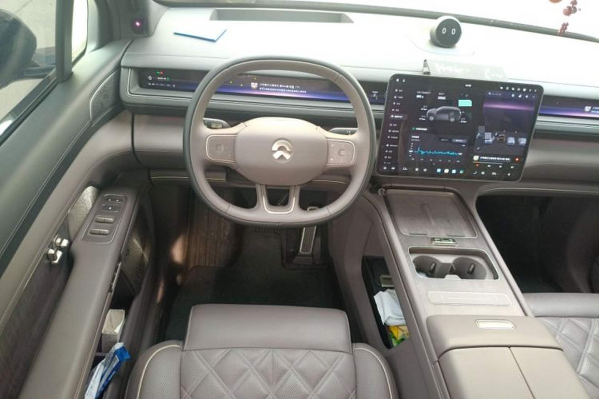 Used Nio ES8 2026 Model 6-seat Executive Signature Edition Steering Wheel