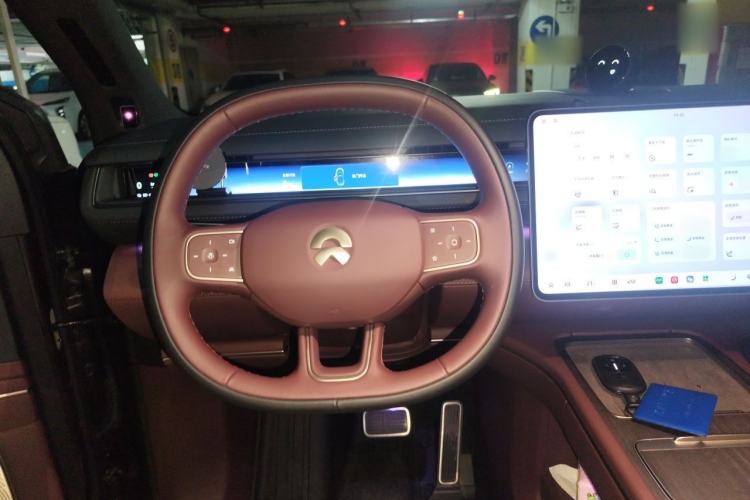 Used Nio ES8 2026 Model 6-seat Executive Signature Edition Steering Wheel