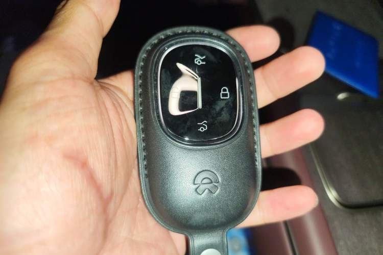 Used Nio ES8 2026 Model 6-seat Executive Signature Edition Vehicle Key