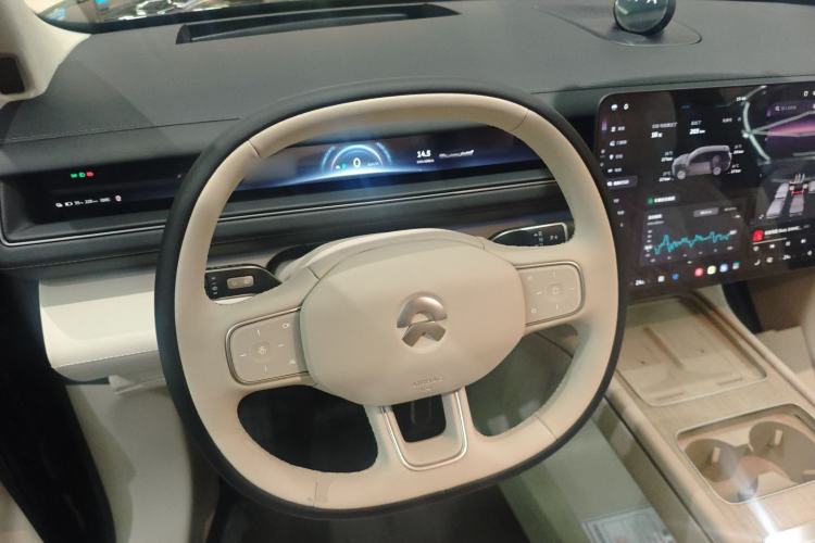 Used Nio ES8 2026 Model 6-seat Executive Luxury Edition Steering Wheel