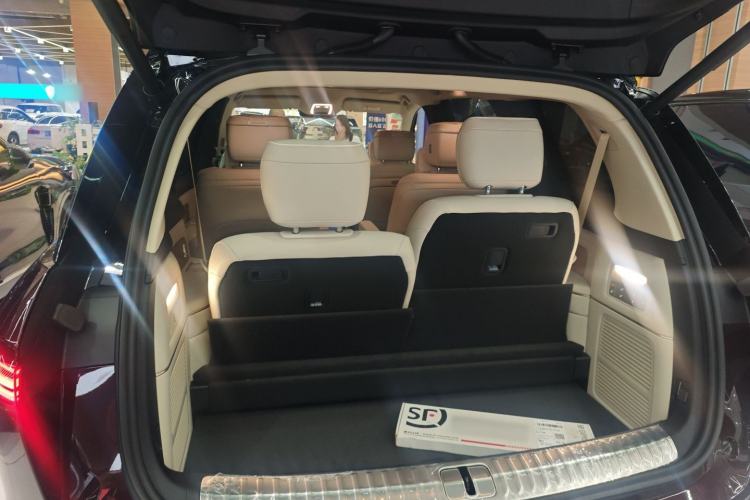 Used Nio ES8 2026 Model 6-seat Executive Luxury Edition Trunk