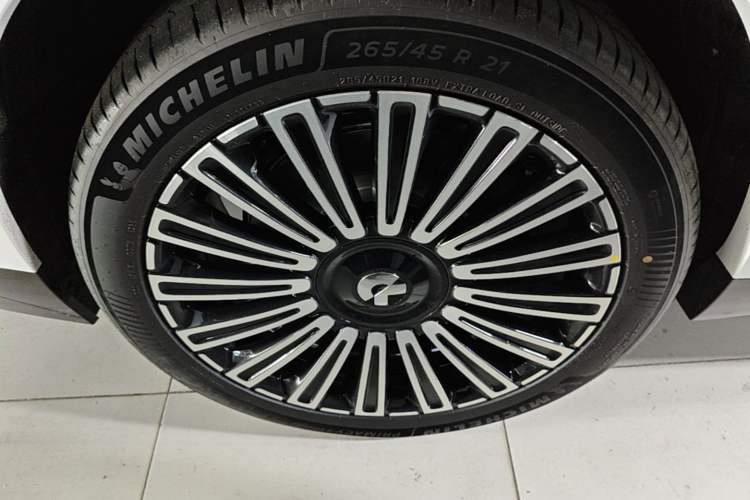 Used Nio ES8 2026 Model 6-seat Executive Luxury Edition Exterior 3