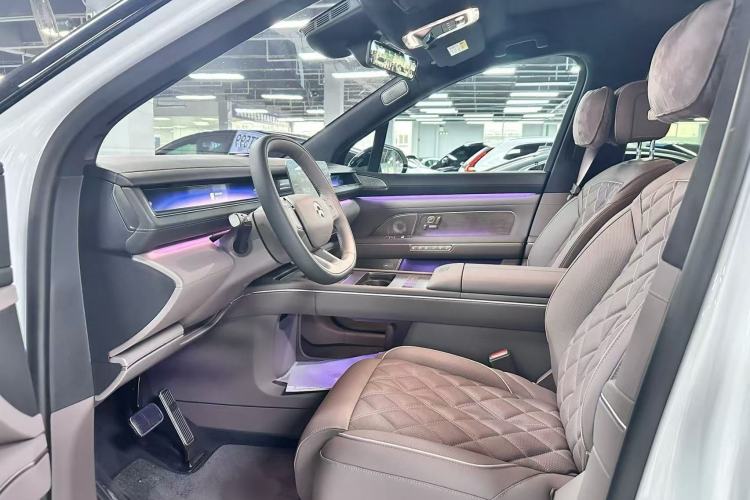 Used Nio ES8 2026 Model 6-seat Executive Luxury Edition Interior 3