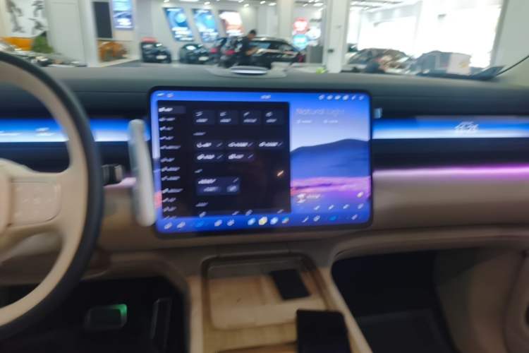 Used Nio ES8 2026 Model 6-seat Executive Luxury Edition Audio And AC Panel