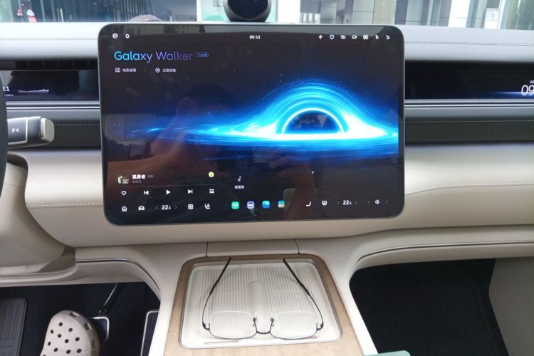 Used Nio ES8 2026 Model 6-seat Executive Luxury Edition Audio And AC Panel