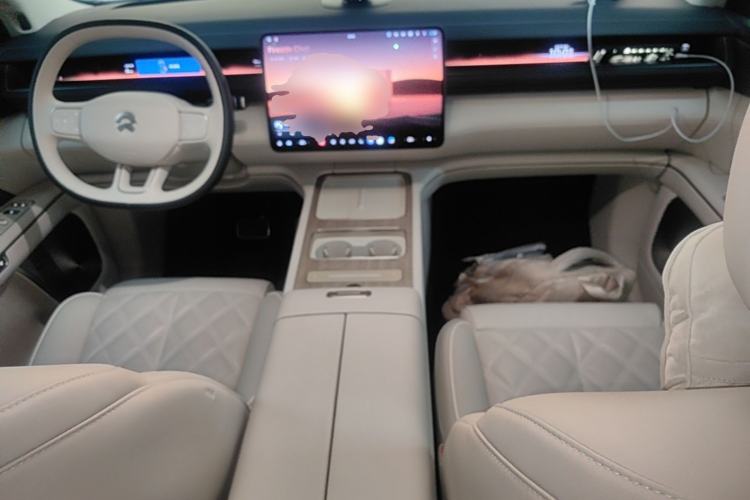 Used Nio ES8 2026 Model 6-seat Executive Luxury Edition Center Console