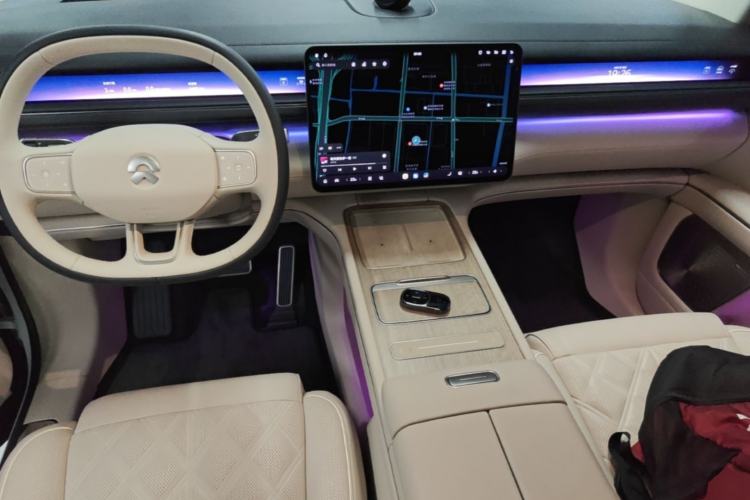 Used Nio ES8 2026 Model 6-seat Executive Signature Edition Center Console