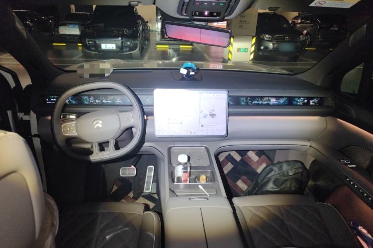 Used Nio ES8 2026 Model 6-seat Executive Luxury Edition Center Console