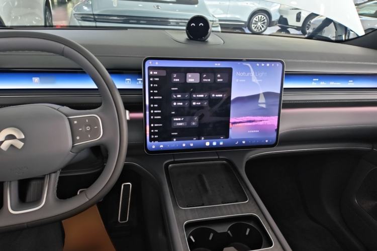 Used Nio ES8 2026 Model 6-seat Executive Luxury Edition Center Console