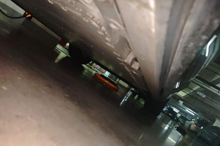 Used Nio ES8 2026 Model 6-seat Executive Luxury Edition Chassis Rear Right