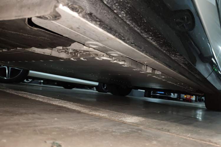Used Nio ES8 2026 Model 6-seat Executive Signature Edition Chassis Rear Right