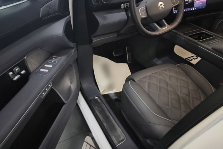 Used Nio ES8 2026 Model 6-seat Executive Signature Edition Driver Seat