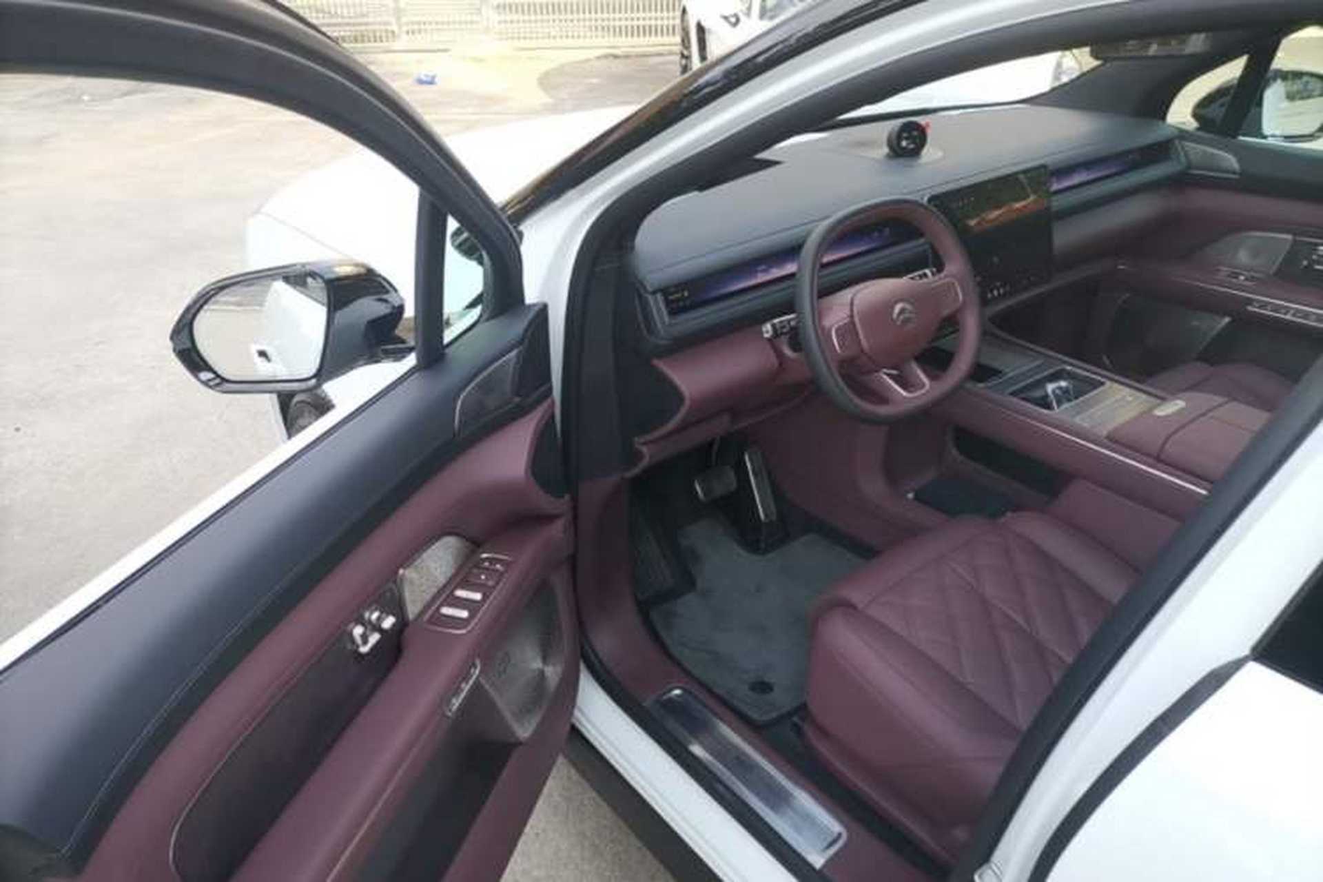 Used Nio ES8 2026 Model 6-seat Executive Luxury Edition Driver Seat