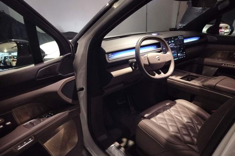 Used Nio ES8 2026 Model 7-seat Executive Luxury Edition Driver Seat