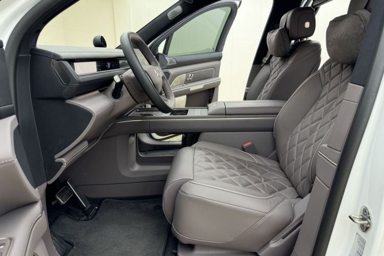 Used Nio ES8 2026 Model 6-seat Executive Signature Edition Driver Seat