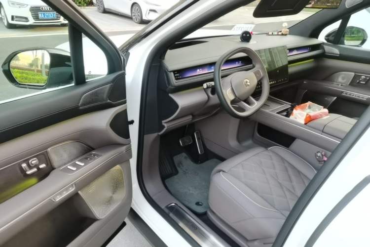 Used Nio ES8 2026 Model 7-seat Executive Luxury Edition Driver Seat