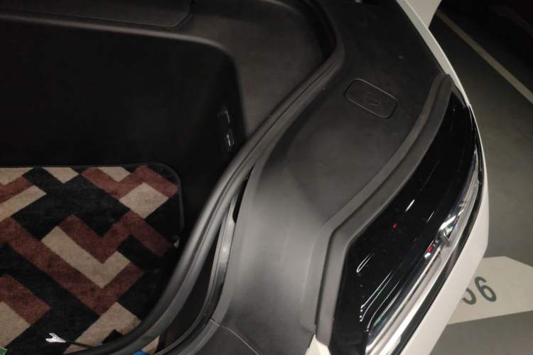 Used Nio ES8 2026 Model 6-seat Executive Luxury Edition Engine Bay Left