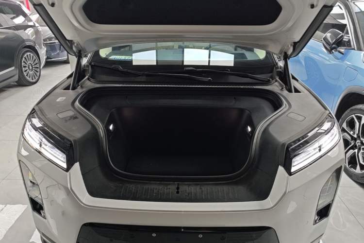 Used Nio ES8 2026 Model 6-seat Executive Luxury Edition Engine Bay