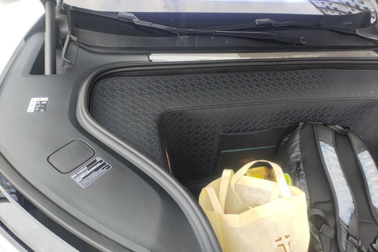 Used Nio ES8 2026 Model 6-seat Executive Luxury Edition Engine Bay Right
