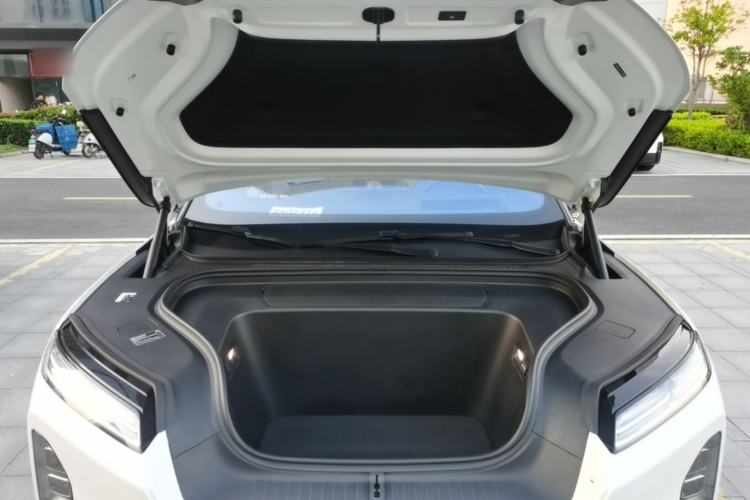 Used Nio ES8 2026 Model 7-seat Executive Luxury Edition Engine Bay