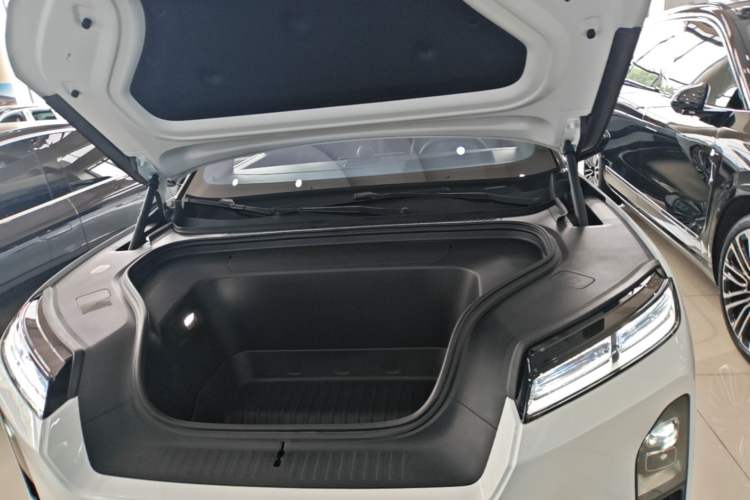 Used Nio ES8 2026 Model 6-seat Executive Luxury Edition Engine Bay