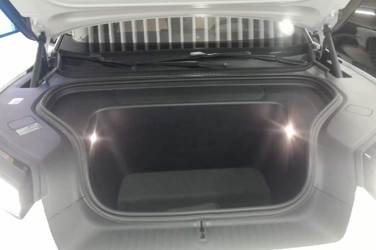 Used Nio ES8 2026 Model 6-seat Executive Luxury Edition Engine Bay