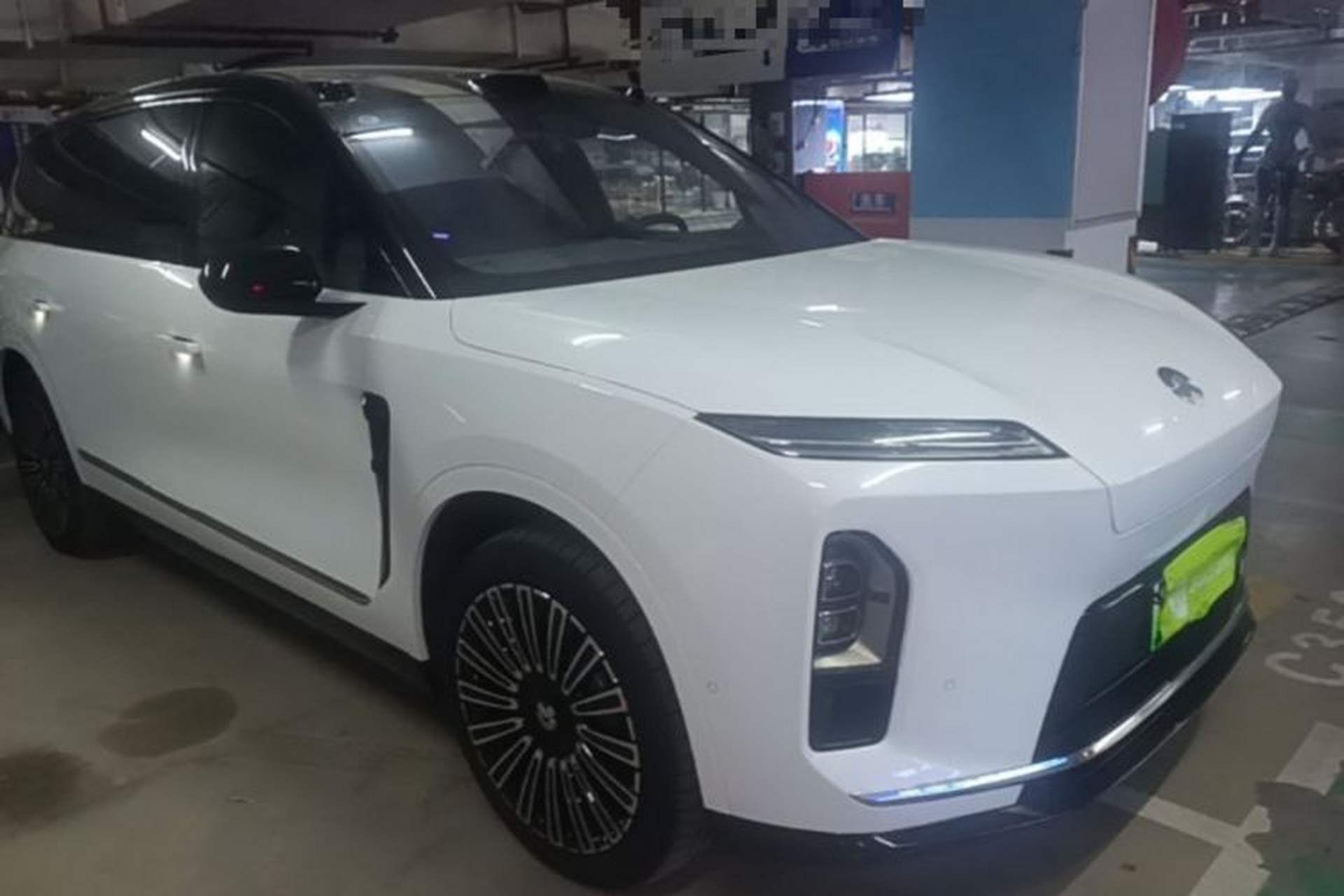 Used Nio ES8 2026 Model 6-seat Executive Luxury Edition Exterior 1