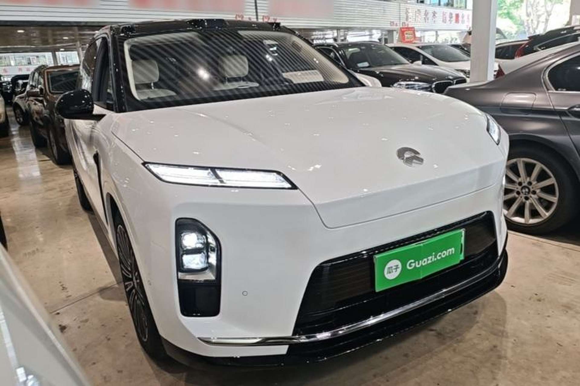 Used Nio ES8 2026 Model 6-seat Executive Luxury Edition Exterior 1