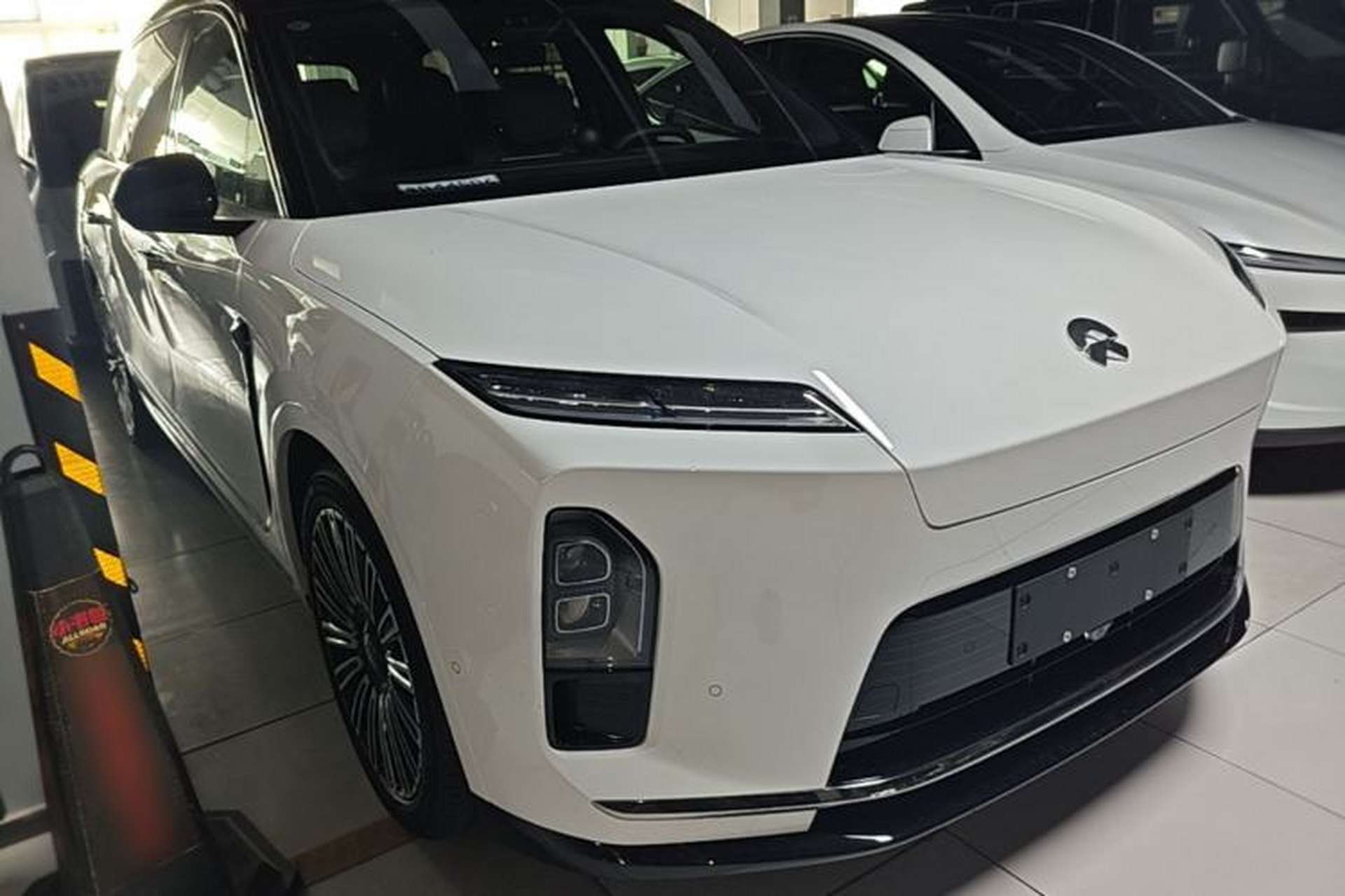 Used Nio ES8 2026 Model 6-seat Executive Luxury Edition Exterior 1