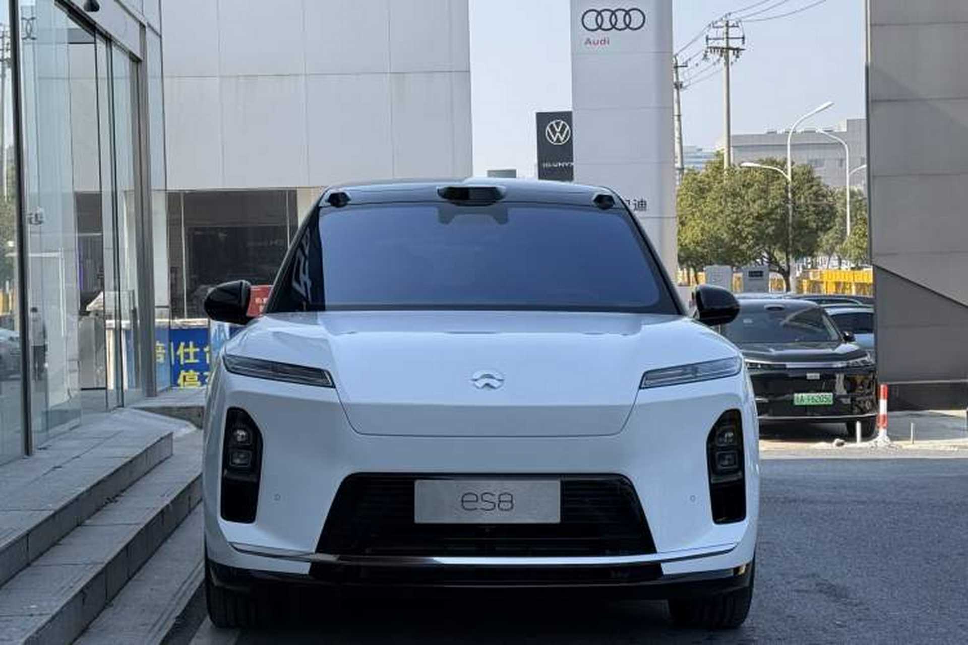 Used Nio ES8 2026 Model 6-seat Executive Luxury Edition Exterior 1