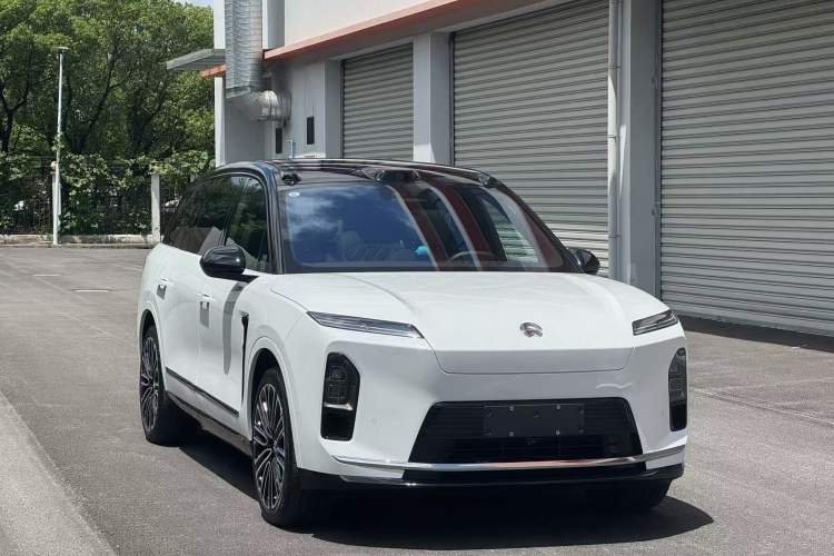 Used Nio ES8 2026 Model 6-seat Executive Signature Edition Exterior 2