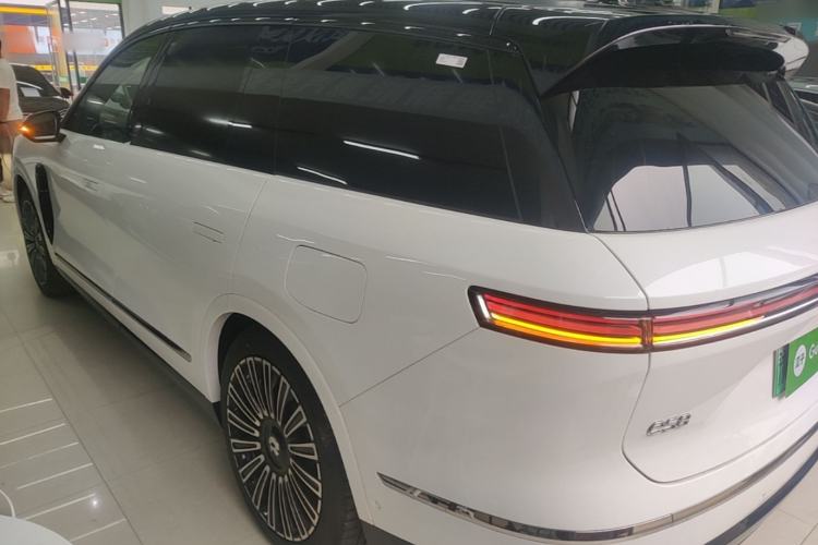 Used Nio ES8 2026 Model 6-seat Executive Luxury Edition Exterior 2