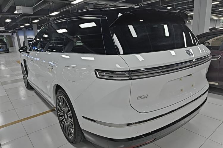Used Nio ES8 2026 Model 6-seat Executive Luxury Edition Exterior 2