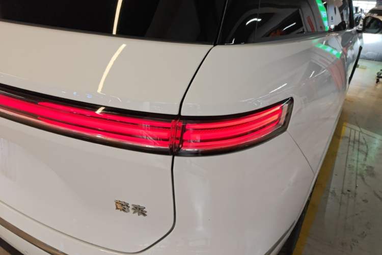 Used Nio ES8 2026 Model 6-seat Executive Signature Edition Exterior 3