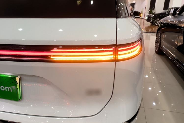 Used Nio ES8 2026 Model 6-seat Executive Luxury Edition Exterior 3