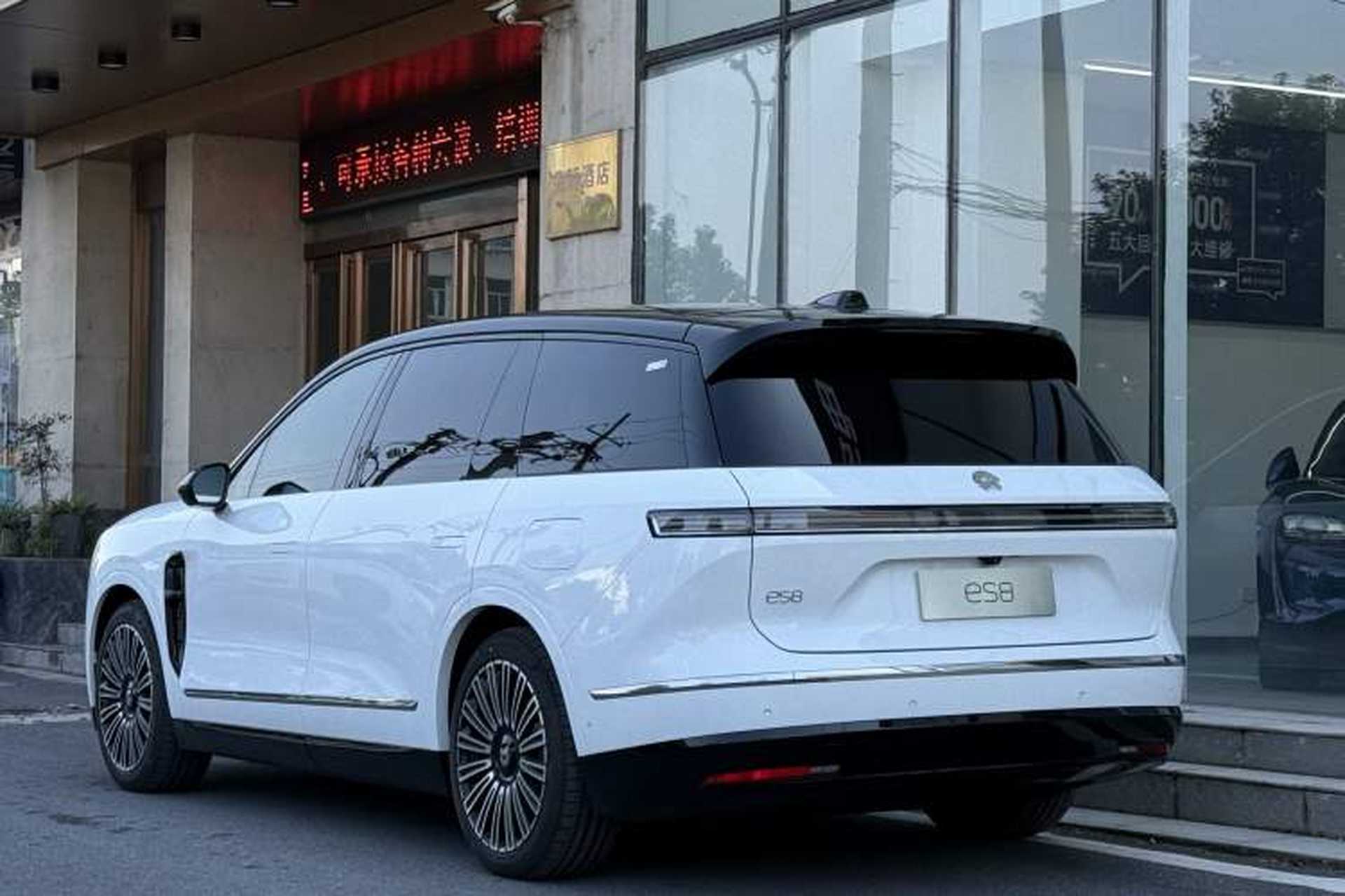 Used Nio ES8 2026 Model 6-seat Executive Luxury Edition Exterior 3