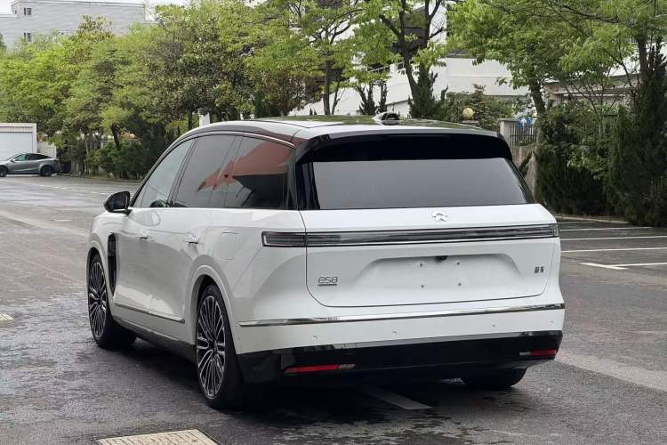 Used Nio ES8 2026 Model 6-seat Executive Signature Edition Exterior 3