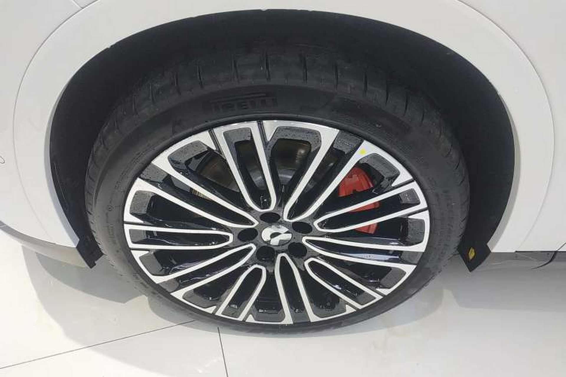 Used Nio ES8 2026 Model 6-seat Executive Signature Edition Exterior 4