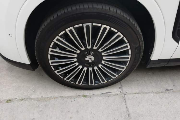 Used Nio ES8 2026 Model 6-seat Executive Luxury Edition Exterior 4