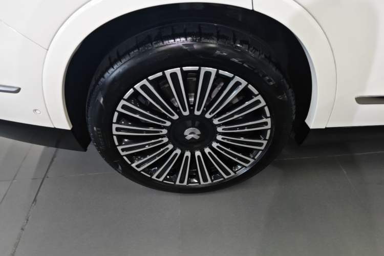 Used Nio ES8 2026 Model 6-seat Executive Luxury Edition Exterior 5