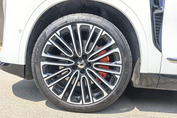 Used Nio ES8 2026 Model 6-seat Executive Signature Edition Exterior 8