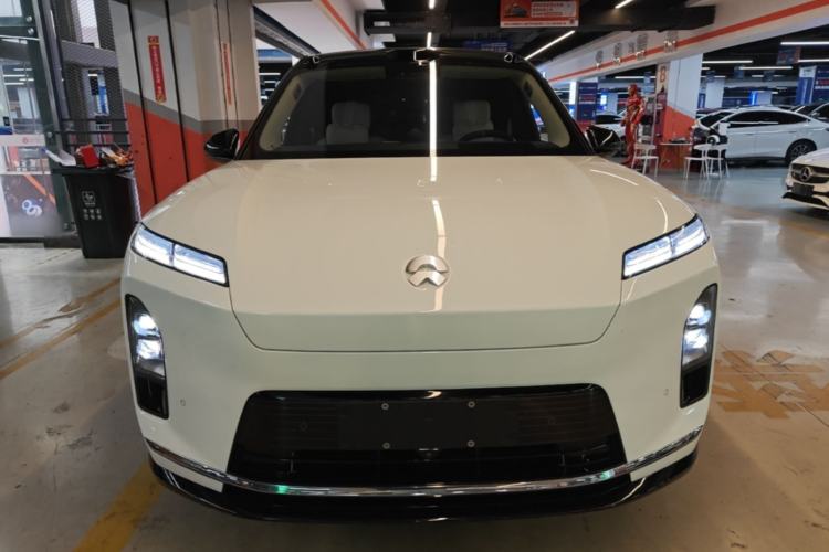 Used Nio ES8 2026 Model 6-seat Executive Signature Edition Front