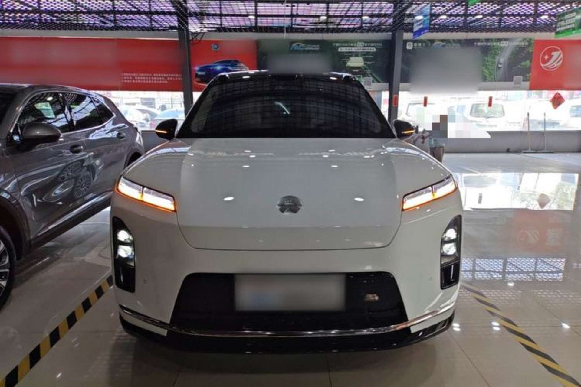Used Nio ES8 2026 Model 6-seat Executive Luxury Edition Front