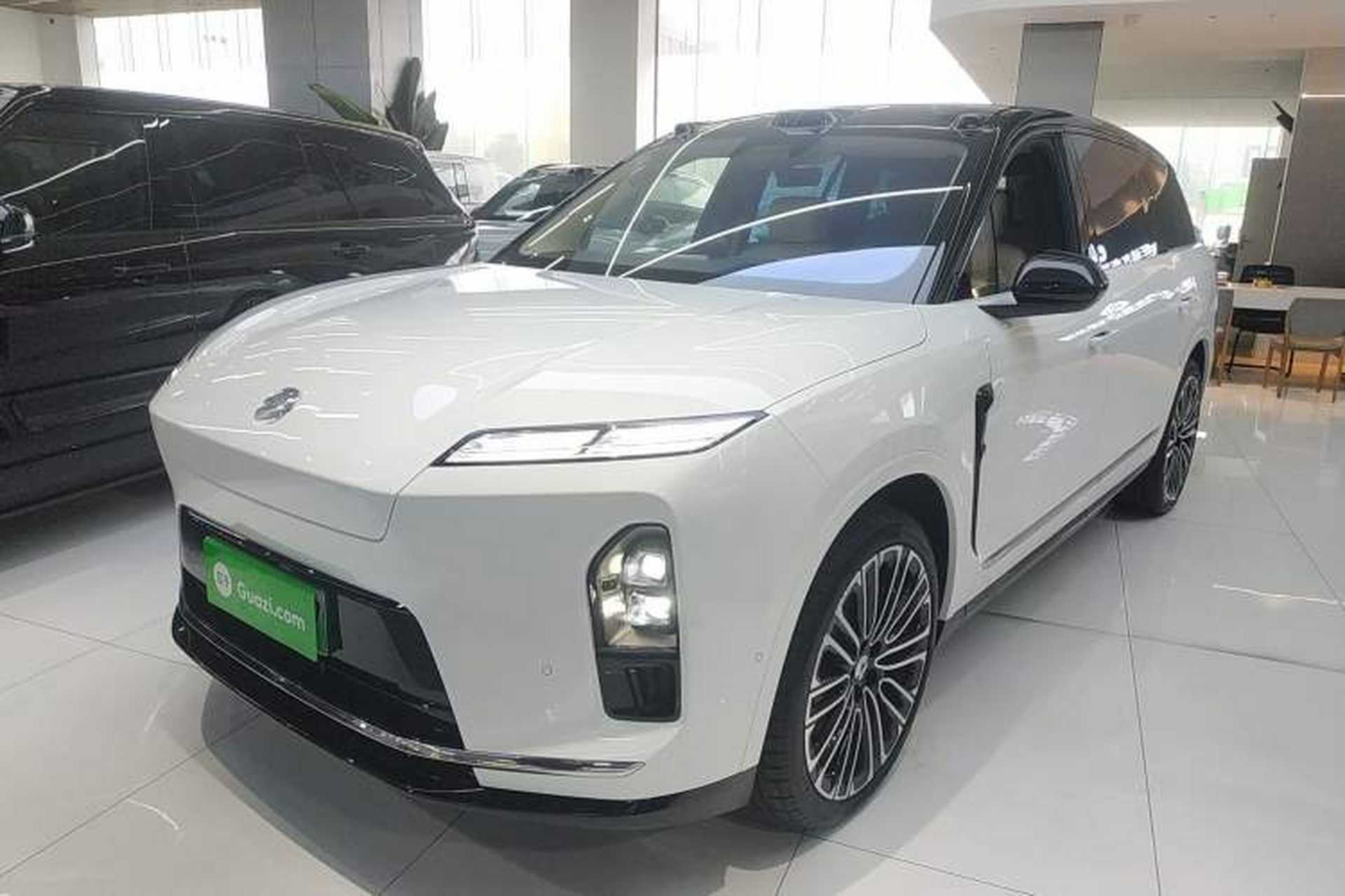 Used Nio ES8 2026 Model 6-seat Executive Signature Edition Front Left 45 Deg