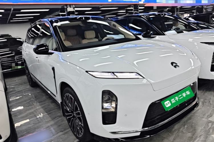 Used Nio ES8 2026 Model 6-seat Executive Signature Edition Front Right 45 Deg