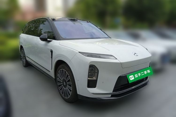 Used Nio ES8 2026 Model 6-seat Executive Luxury Edition Front Right 45 Deg