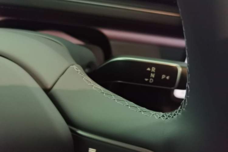 Used Nio ES8 2026 Model 6-seat Executive Luxury Edition Gear Lever